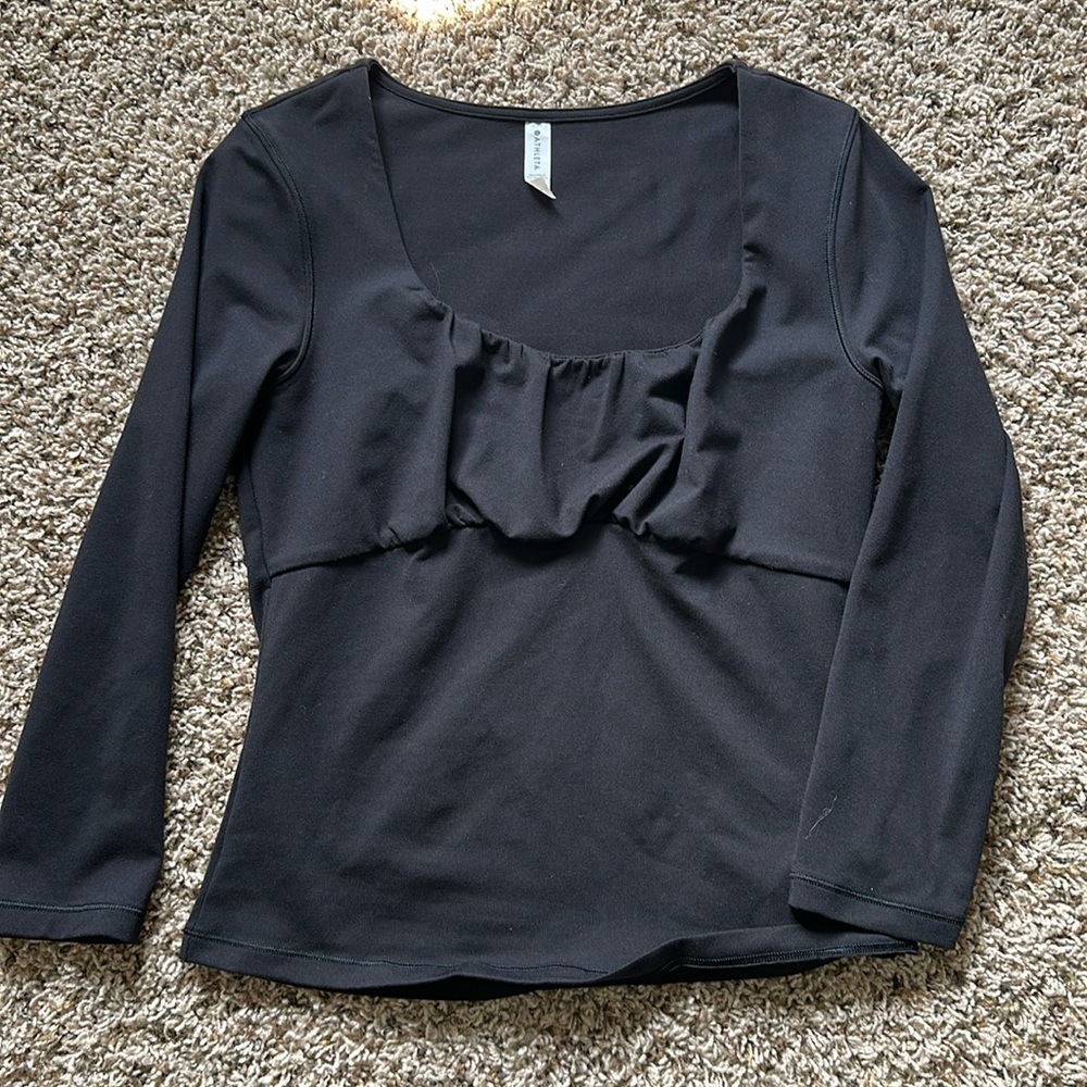 Women’s Athleta black top, Size S